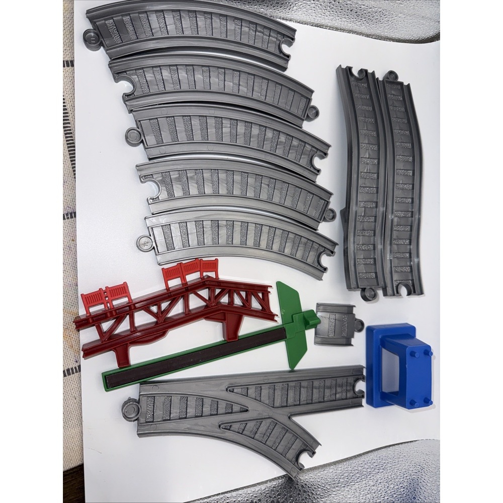 Vintage 1979 Child Guidance 12 Piece Busy‎ Railroad Toy Gabriel